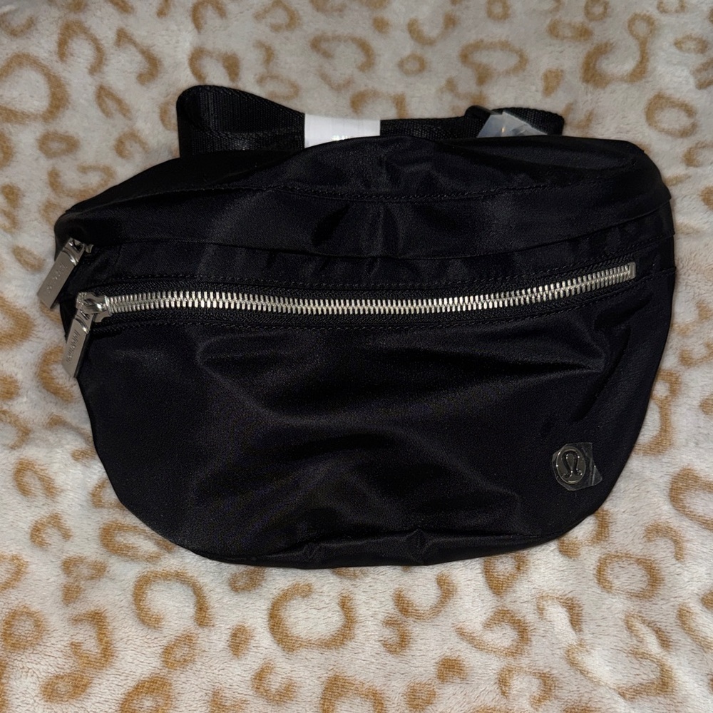 Lululemon Adventurer Belt Bag NEW